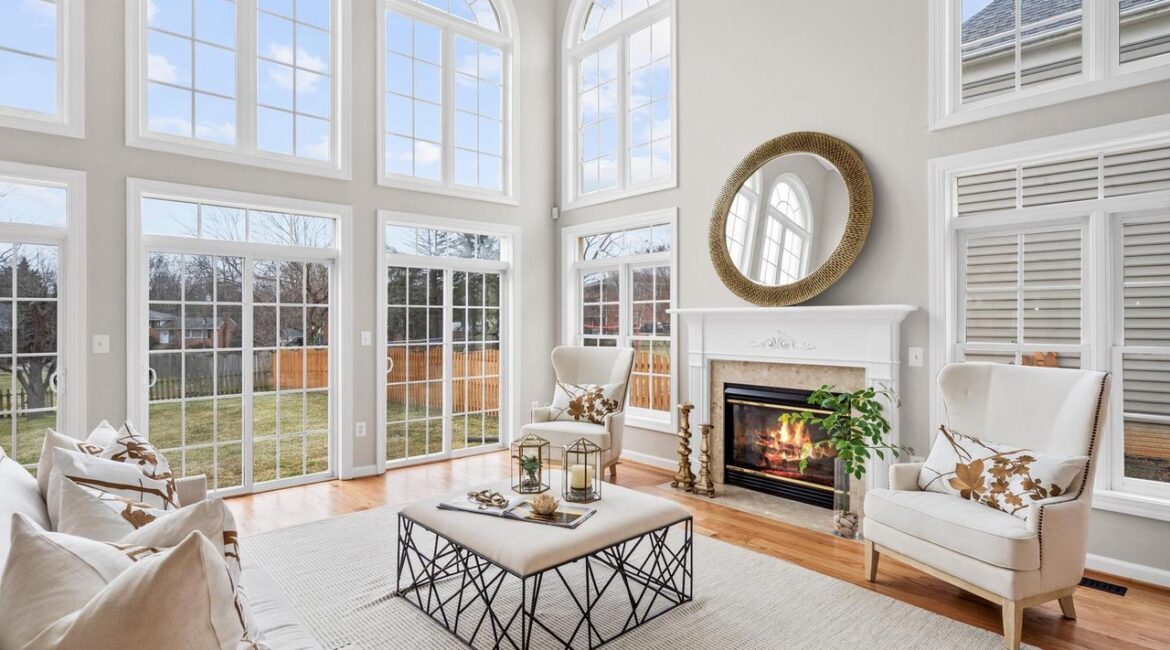 BA brick brick-front colonial